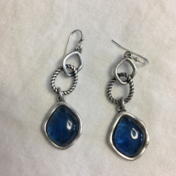 VTG Avon NRQ Necklace and Earrings Set - Picture 12 of 13